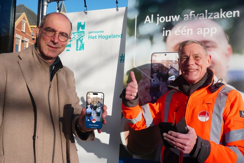 Overhandiging Afvalapp Omrin Arjen En Nico