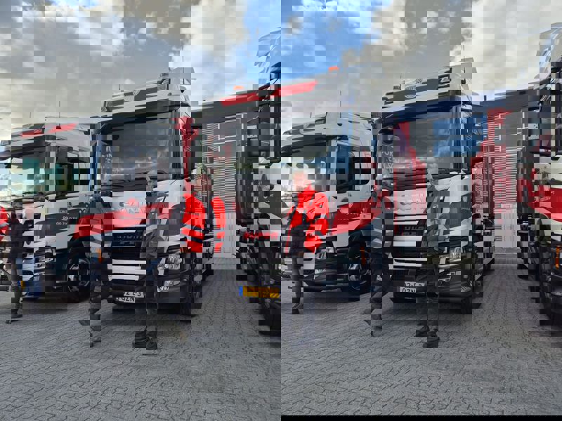 7E63d990 Acfb 49E0 8B9b 7D43c9e895f1