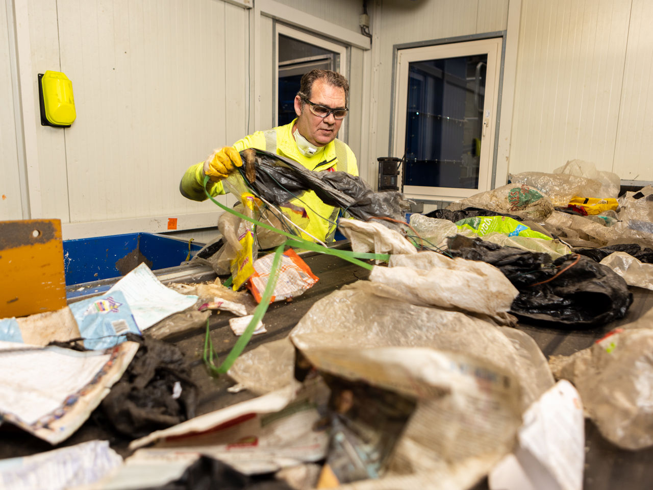 SBI Sorteerder Met Veel Plastic
