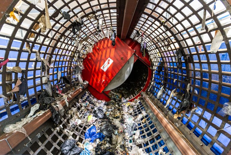 Dano Zeef Aan Einde Met Uitvoer LR Liggend